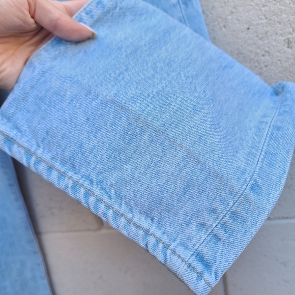 SLVRLAKE | London High Rise Straight Jeans in Clear Skies Light Wash Size 26 - Picture 7 of 13